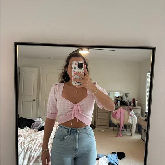 REVOLVE Pink Checkered Crop Top - Picture 2 of 3